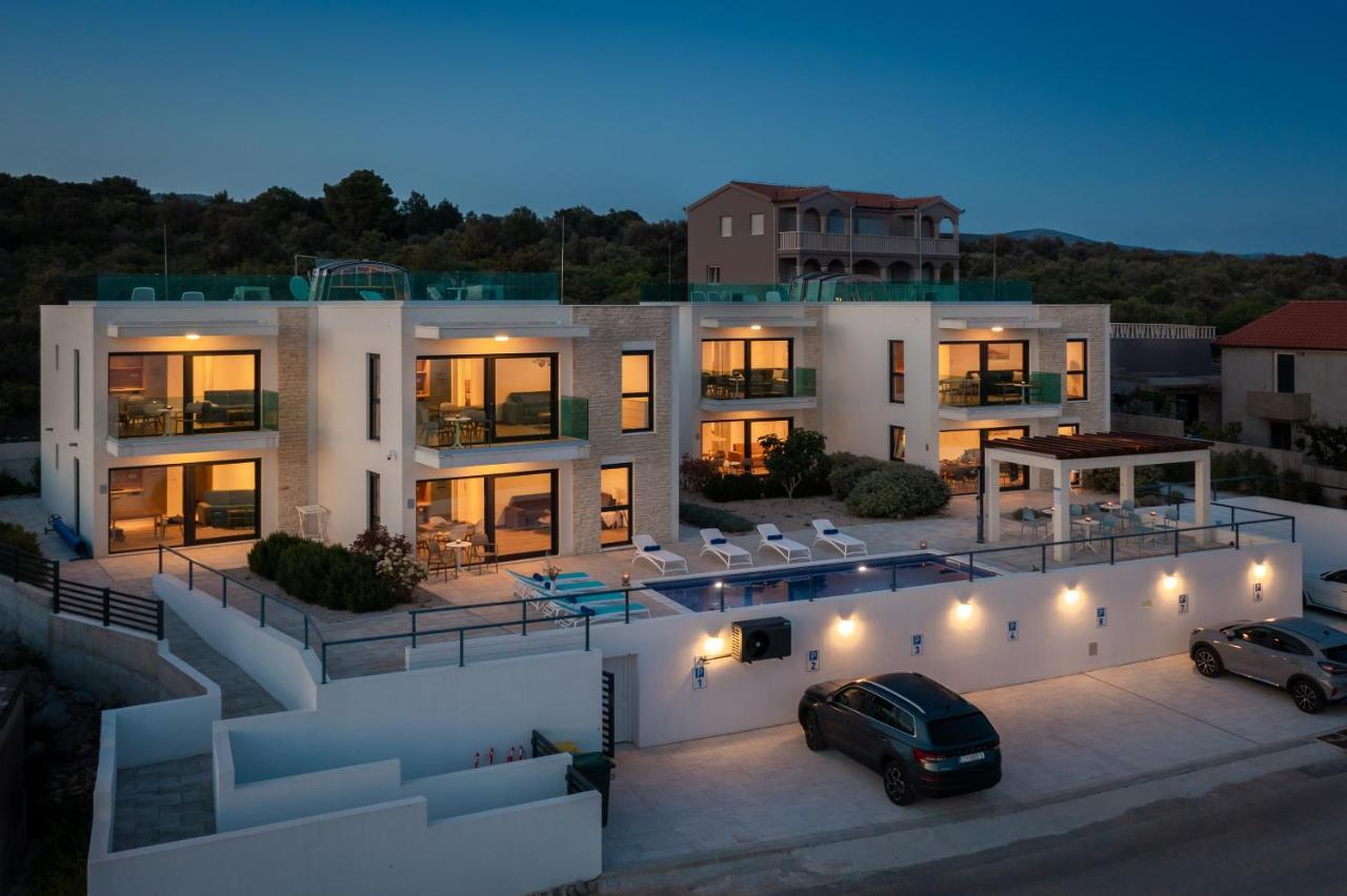 Sun Resort Apartments Zecevo Ngoại thất bức ảnh