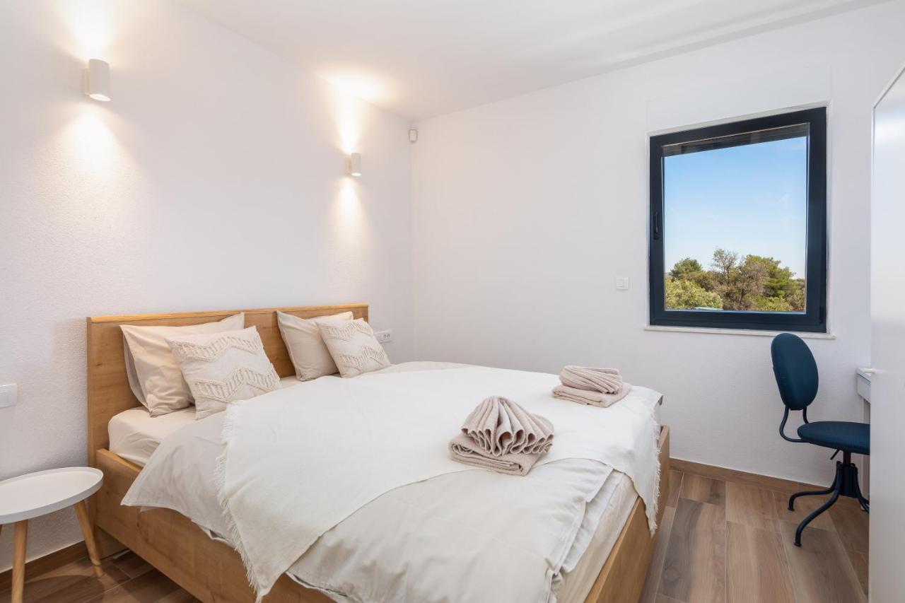 Sun Resort Apartments Zecevo Ngoại thất bức ảnh