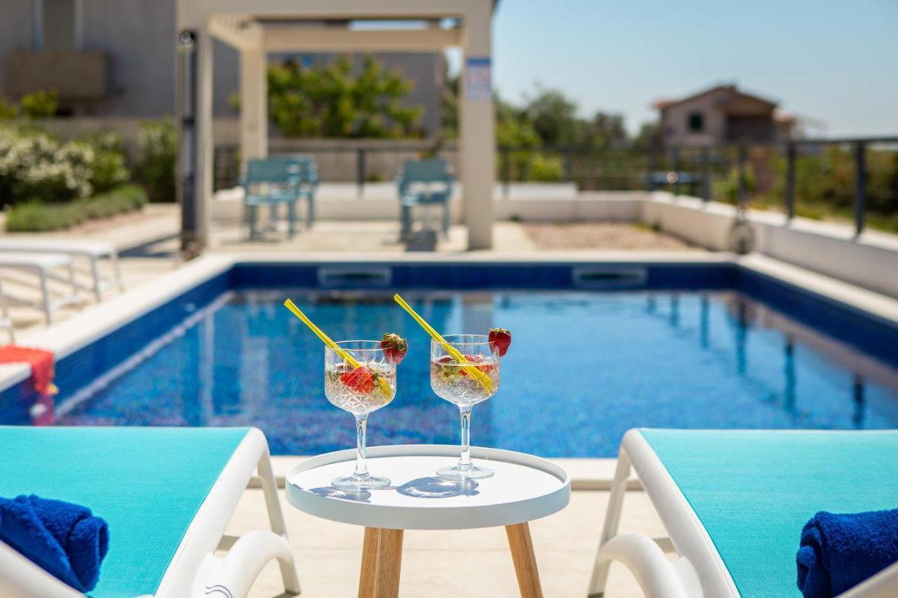 Sun Resort Apartments Zecevo Ngoại thất bức ảnh