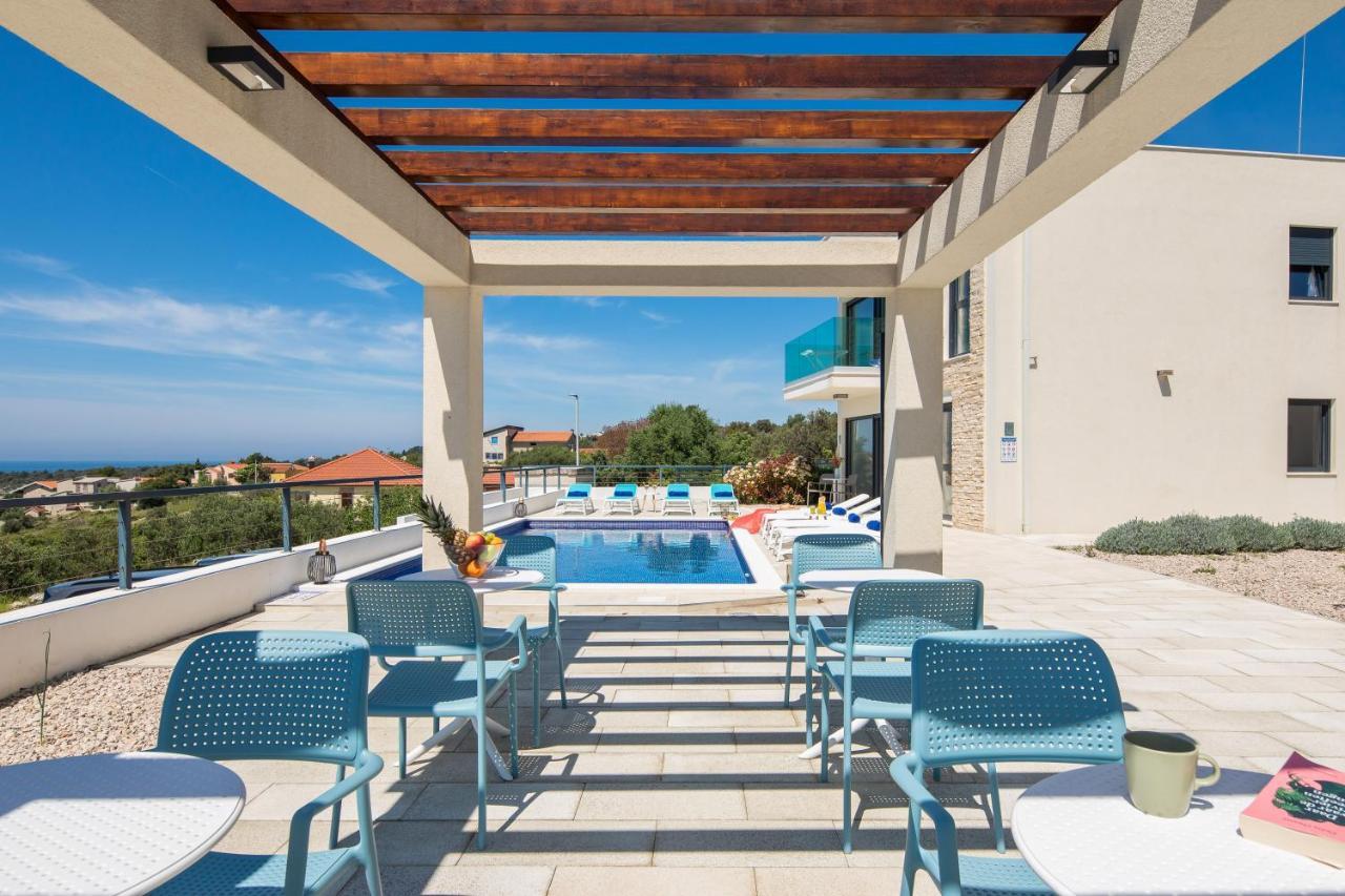 Sun Resort Apartments Zecevo Ngoại thất bức ảnh